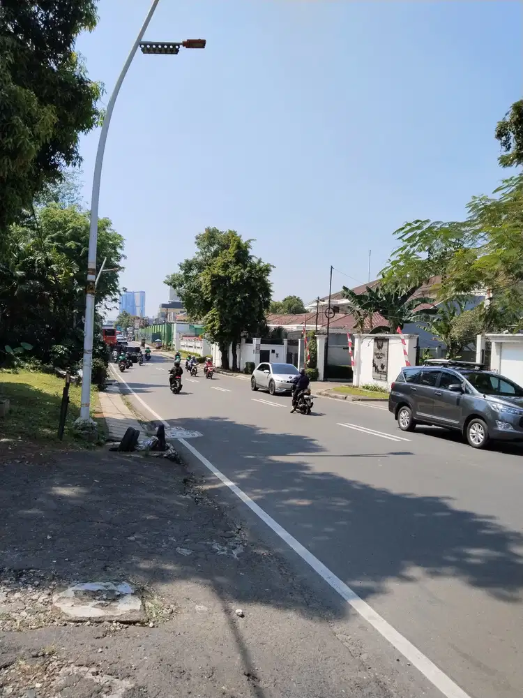 Disewakan Lahan komersil siap pakai at Kemang Jakarta Selatan
