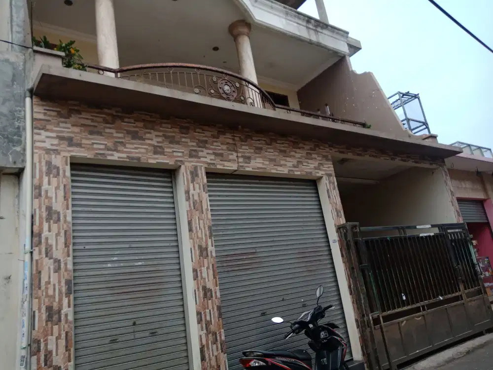 Dijual rumah luas nyaman di kembangan