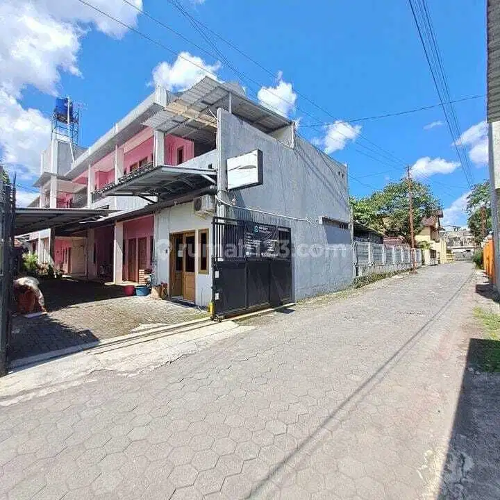 kos bagus full penghuni dekat kampus UII