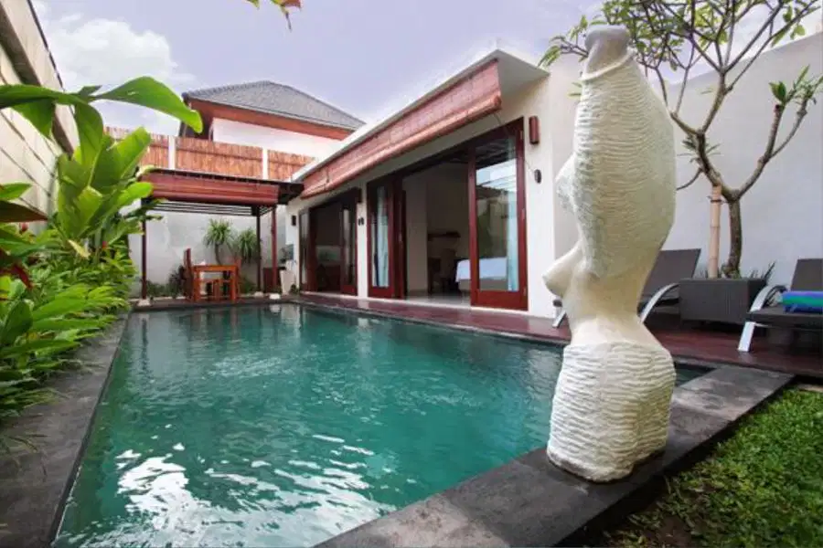 For Sale 4 unit Villa at Jalan Dewi Saraswati - Kunti, Seminyak