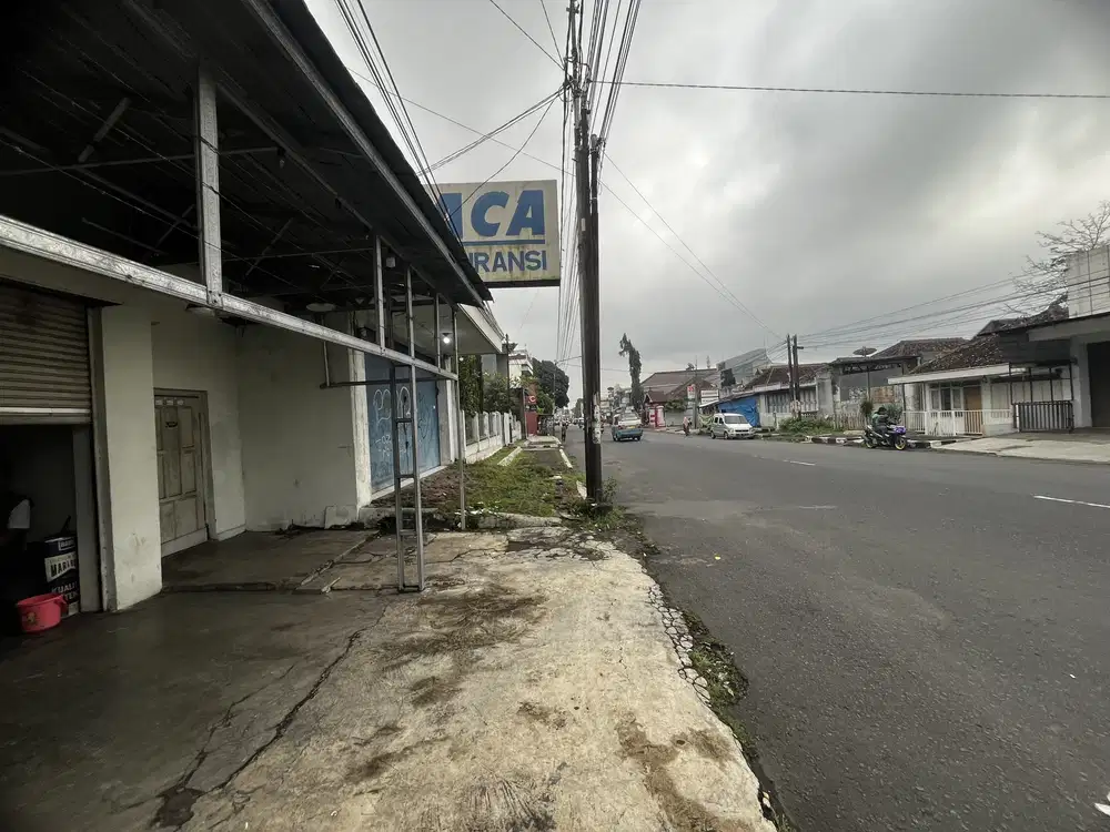 Jual Rumah Toko Usaha Di jalan Ciledug Garut