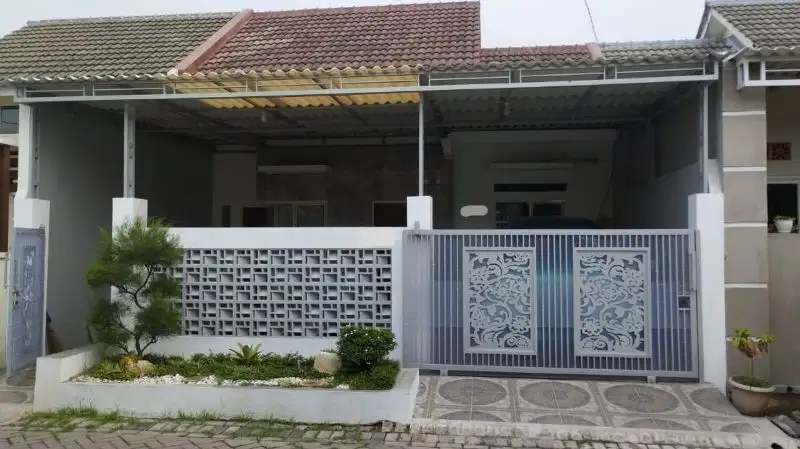 Rumah perumahan puri indah Sidoarjo