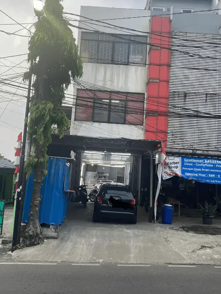 RUKO SIAP HUNI 4LT AKSES JLN 2MBL LOKASI CONDET IMB KOMERSIL