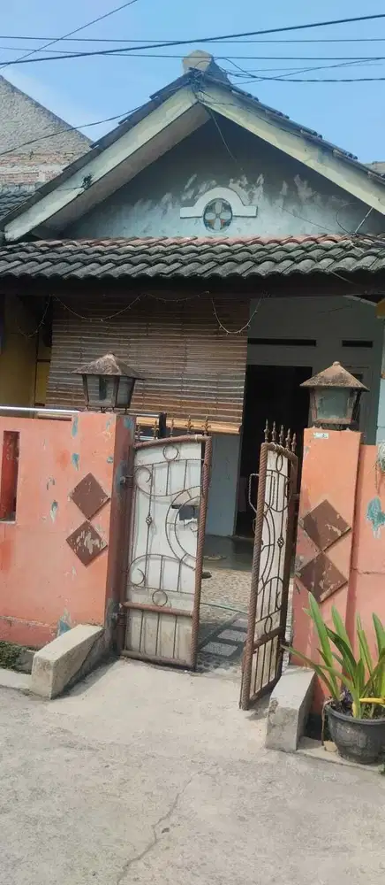 Di jual Rumah siap huni bebas banjir di Bojong malaka indah