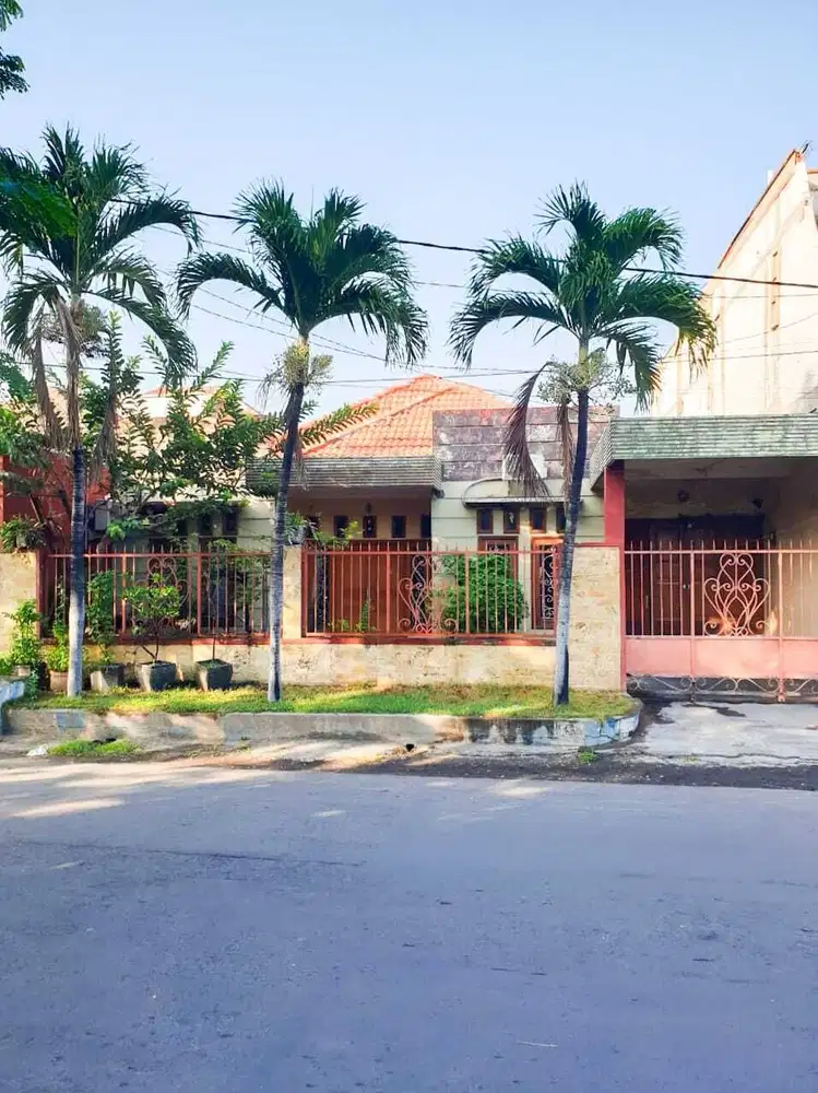 Rumah Cocok untuk Usaha, Perum Taman Pinang, Sidoarjo Kota