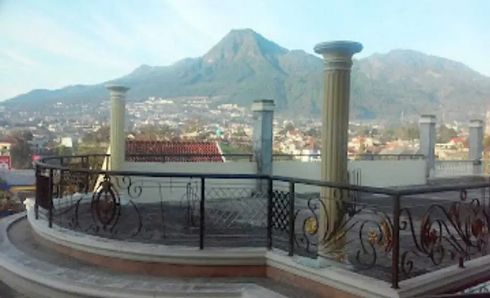 Hotel di Kota Batu. SHM+Perizinan Lengkap. Msh Aktif