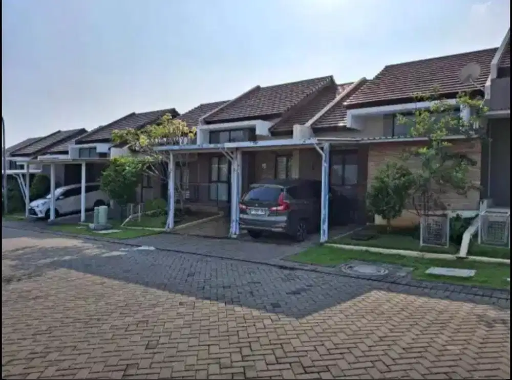 HOT View depan Rumah Lepas , di Simakirana KBP