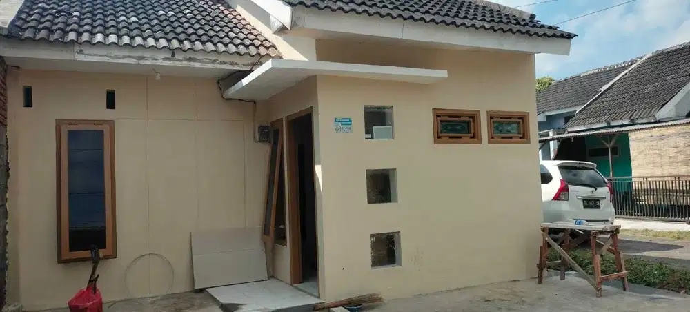 RUMAH HOOK LUAS 92 SLAWU GEBANG JEMBER