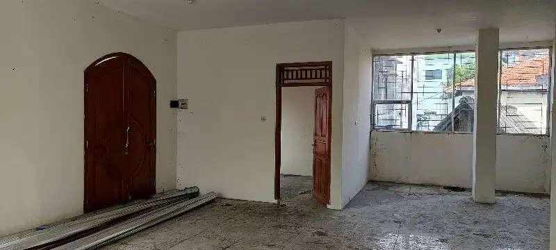 Disewakan Ruko 3 Lantai, Strategis MT. Haryono Semarang