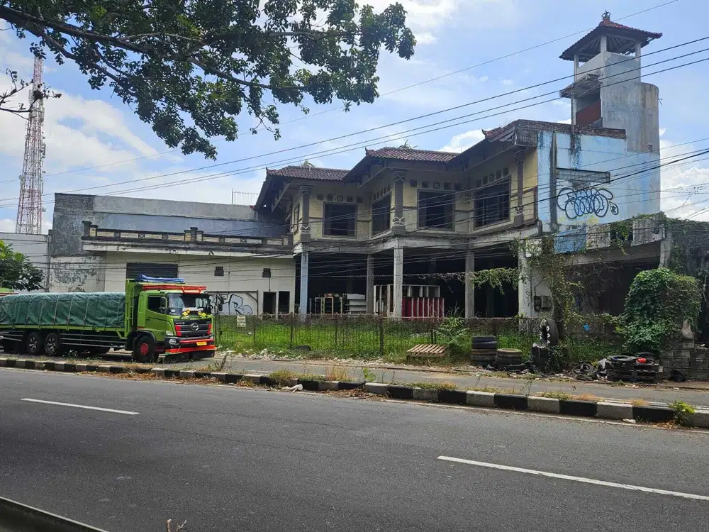 Gedung/Ruko di jalan Utama Bypass Ida Bagus Mantra Ketewel Bali