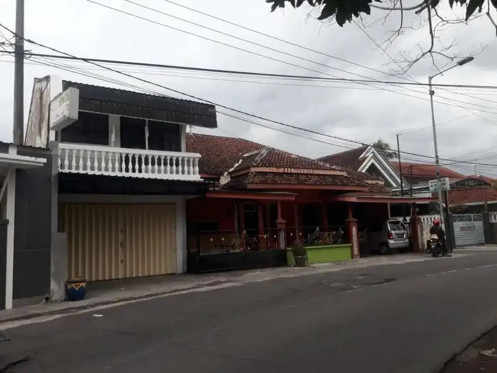 RUKO DAN RUMAH STRATEGIS LUAS TENGAH KOTA JEMBER