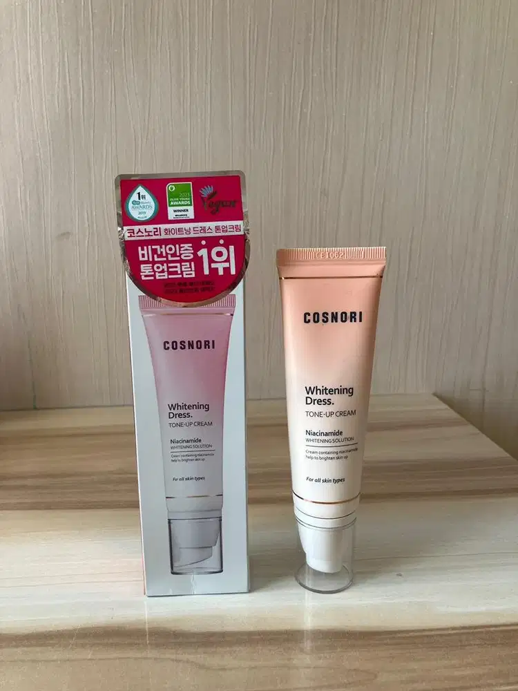 COSNORI tone-up cream