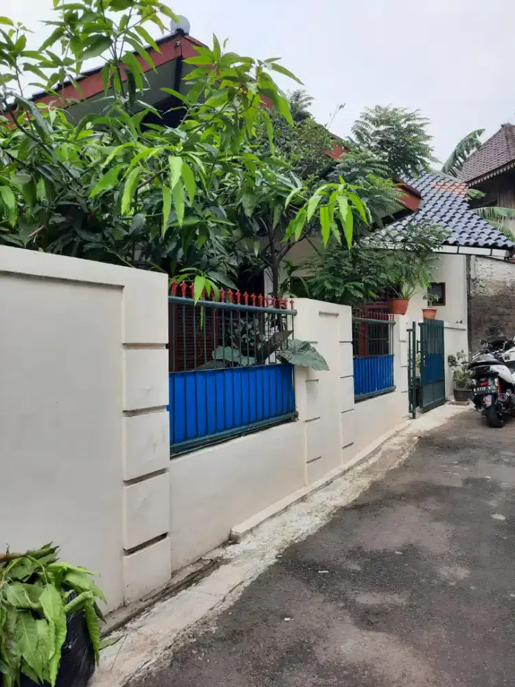 Rumah + 3 Paviliun Pondok Kacang – Cocok Kos²an UHAMKA