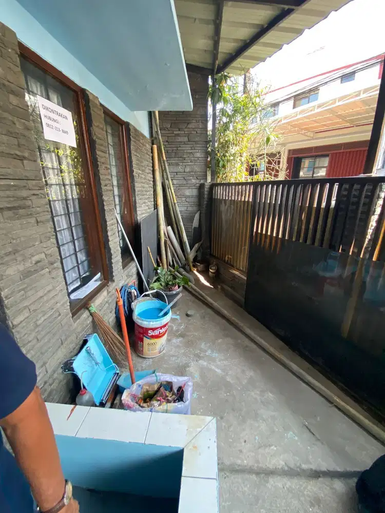 DISEWAKAN RUMAH DI ANTAPANI 20 METER DARI JLN JAKARTA BANDUNG