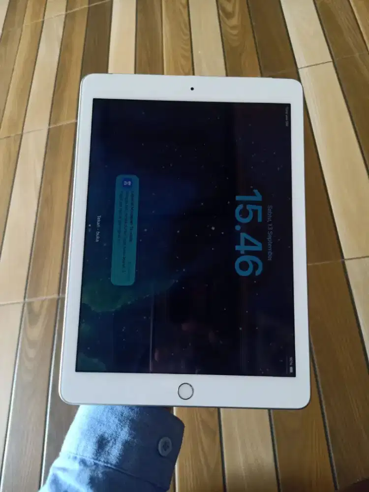 iPad Generasi 6 White 2018 (32GB) Wifi Only Normal HARGA PASS