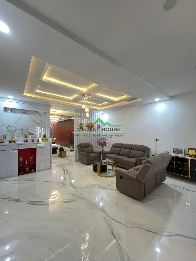 VILLA LUX TAMAN MALIBU INDAH