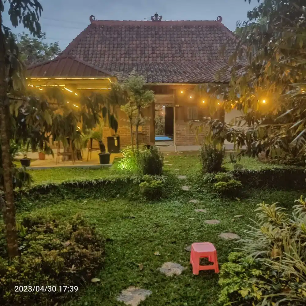 DIJUAL VILLA UNGARAN, KABUPATEN SEMARANG