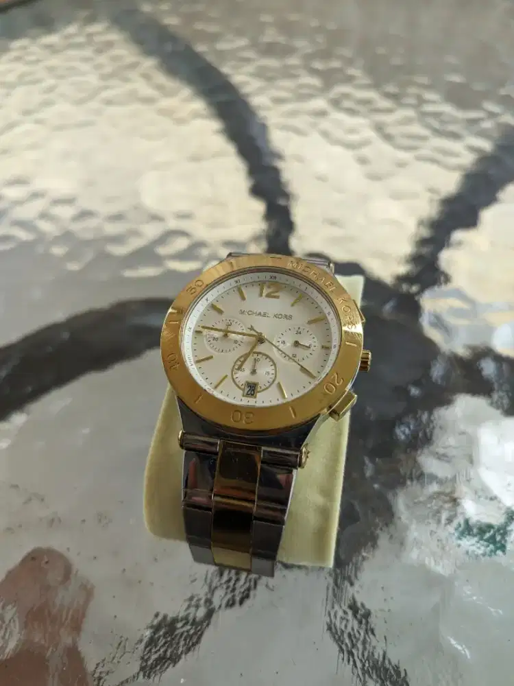 Jam Tangan Michael Kors