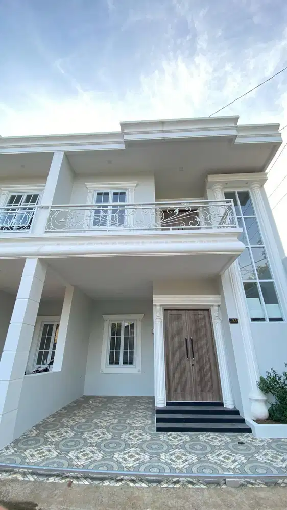 RUMAH MEWAH DAN MEGAH. DP 0%. FREE BIAYA2. BONUS SUKA2