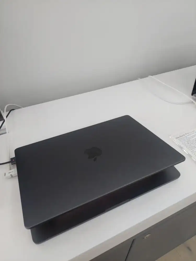 Kredit Macbook Pro 14inc Potongan 2X Angsuran