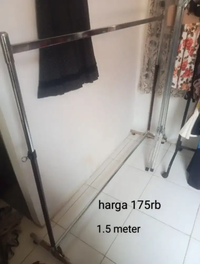 Gawangan baju muat gantung banyak