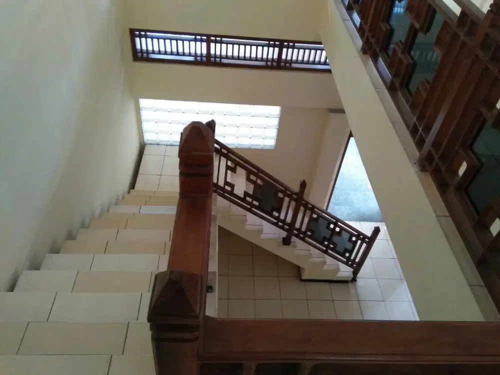 Rumah Siap Huni dan Nyaman Jl.Sinabung.Candisari – 165