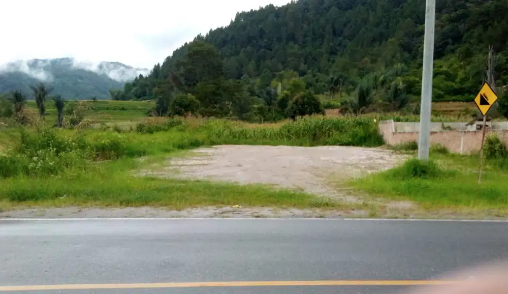 Tanah Istimewa di Bypass Balige