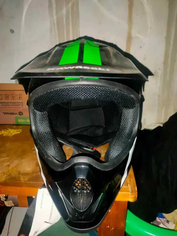di jual cepat helm original