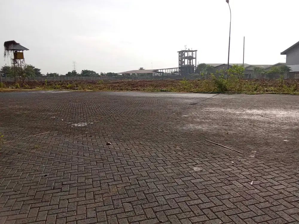 Zona Industri Tanah + Bangunan Gudang di jalan Raya, Cikarang Timur