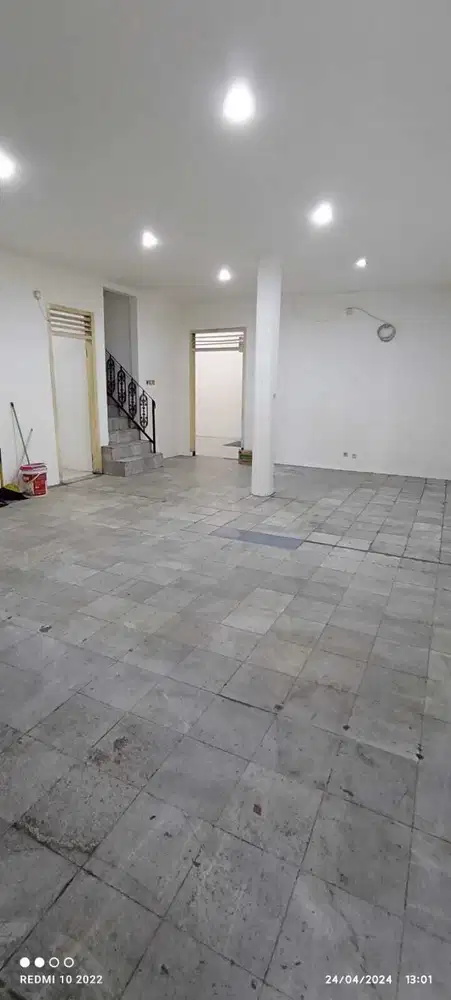 Disewakan Ruko Ramai dan Strategis daerah Lengkong Besar