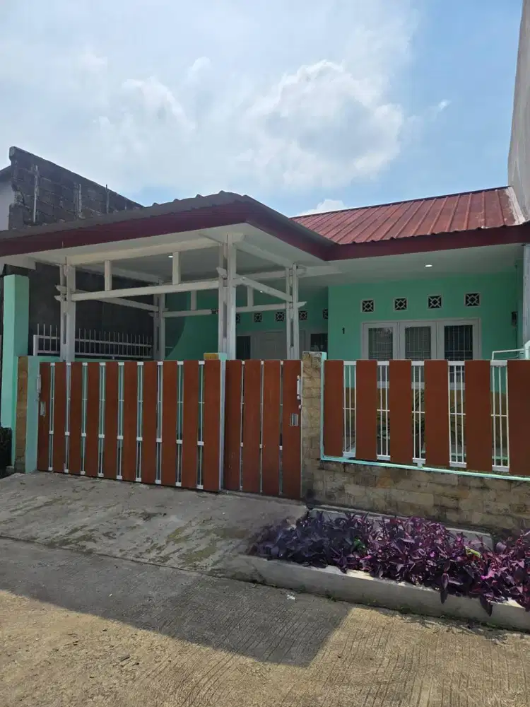 DIJUAL / Disewakan rumah Kranggan Permai Cibubur