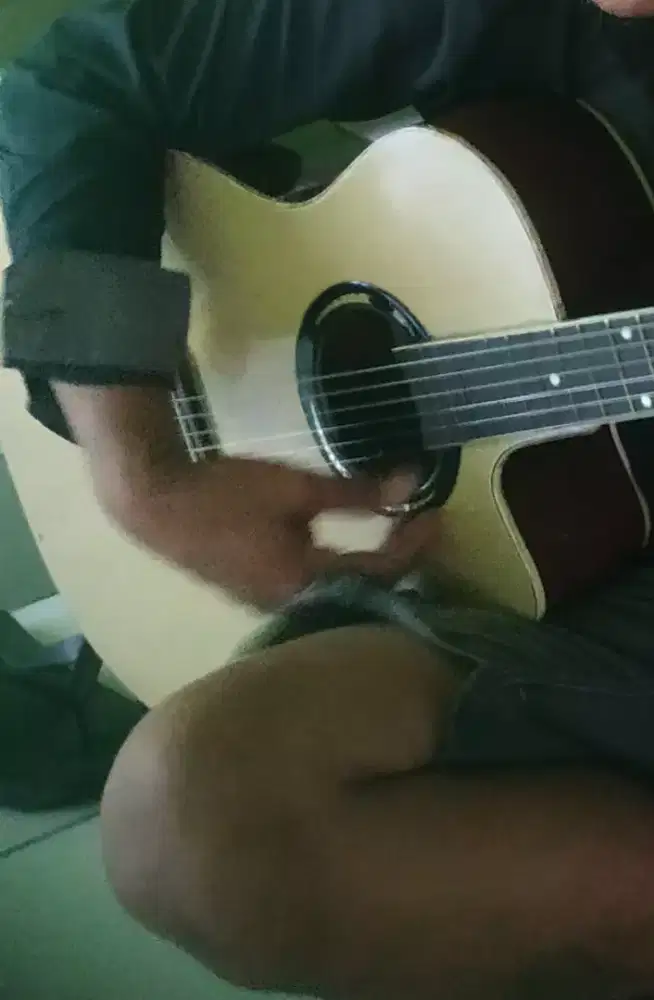 Gitar Yamaha ori