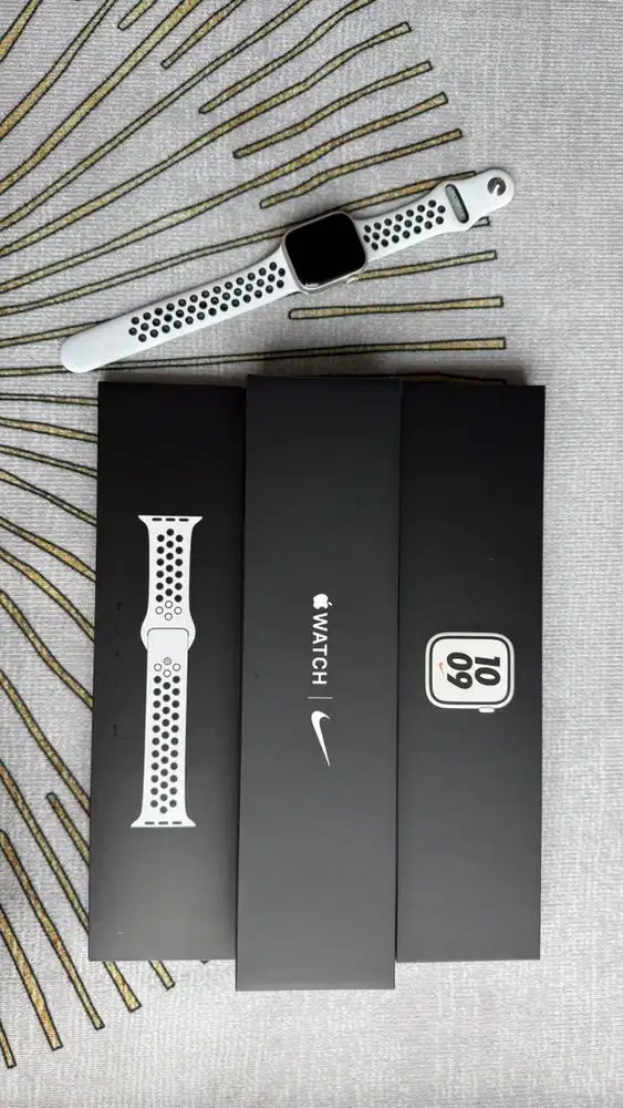 Apple Watch Nike Series 7 41mm Starlight