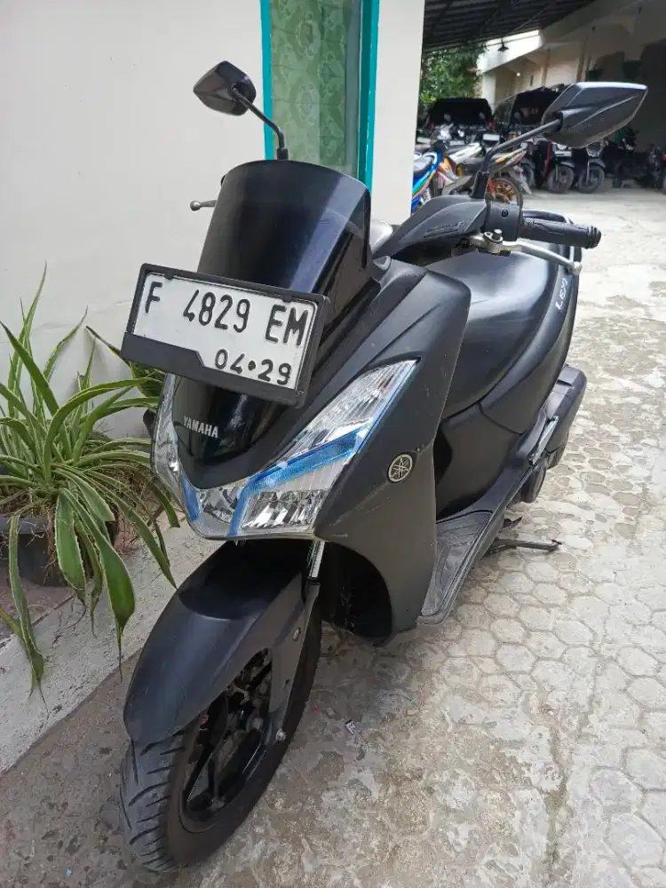 DP 2jt bisa, Yamaha Lexi 2019 mulus siap pakai
