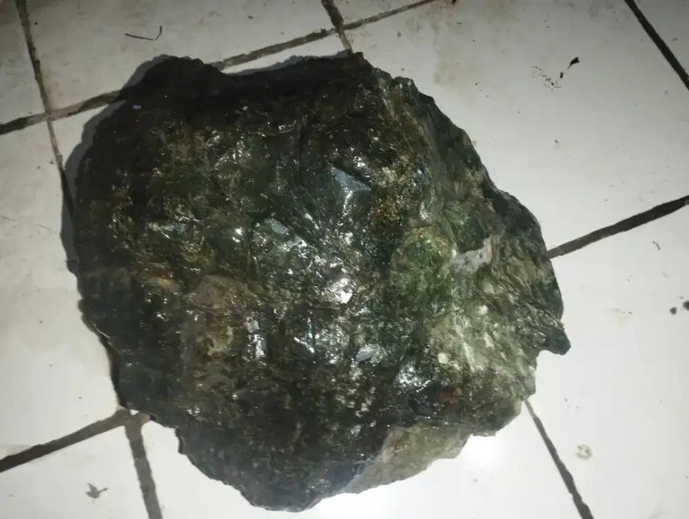 Batu bahan akik gatau jenis apa, jade , solar aceh , bacan , giok