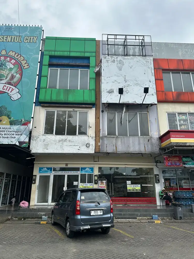DISEWA RUKO 4LT LOKASI TERDEPAN DI PASAR BERSIH SENTUL SSC102 A2