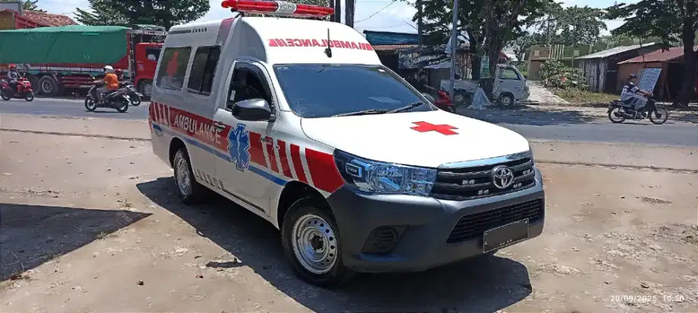 Hilux Ambulance 2020 4x2 mesin 2GD