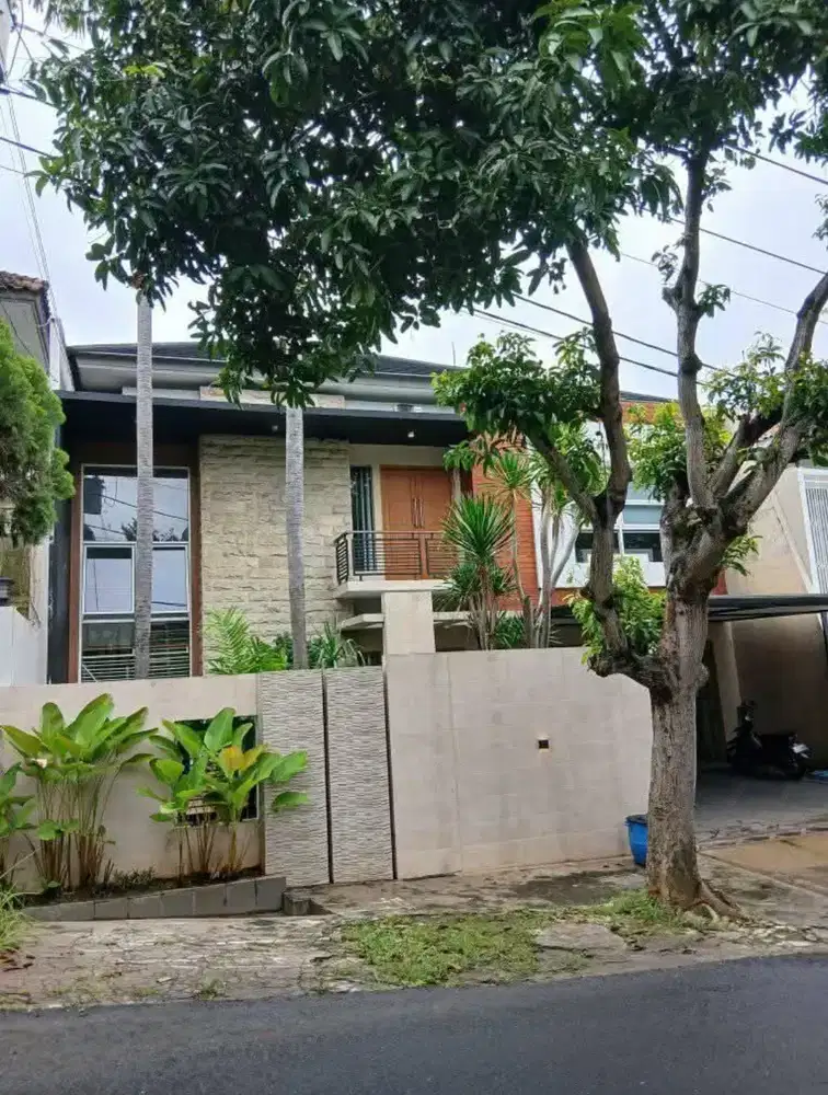 Hunian Lux 2 Lt FULL FURNISHED di Jl. Rajabasa Raya dekat GOR Jatidiri