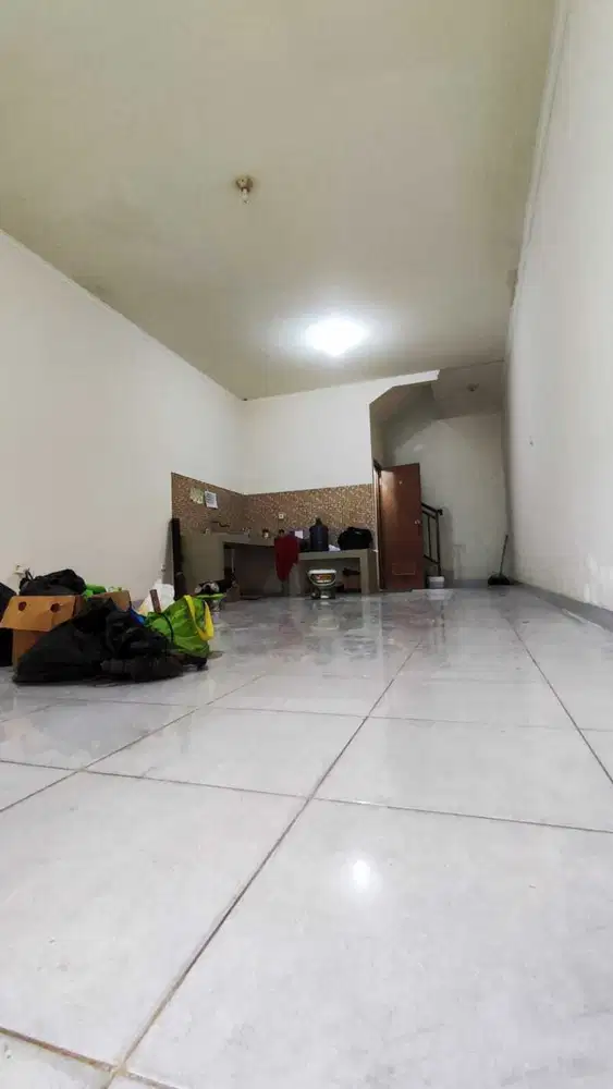 Disewakan Rumah Kresek Kosambi 2 Kamar Tidur Dekat Green Lake City