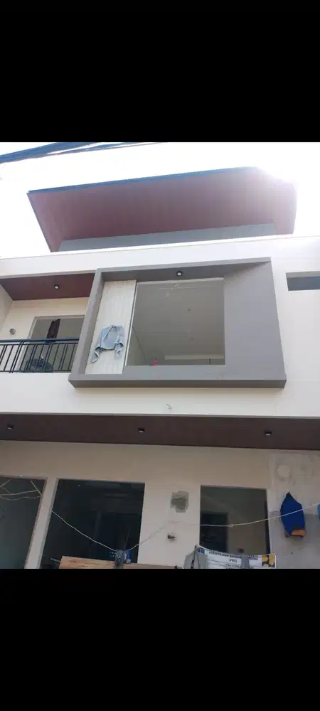 Di jual rumah baru di rawamangun
