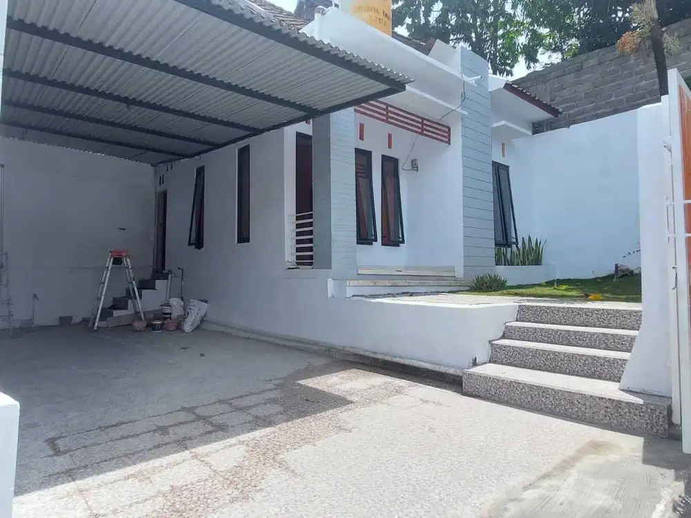 DI JUAL CEPAT RUMAH SIAP HUNI MINIMALIS MILIK PRIBADI PARKIR LUAS