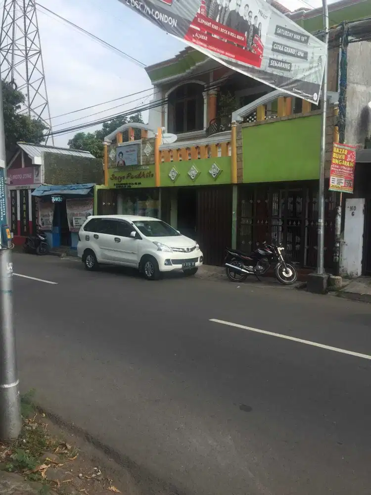 RUMAH SECOND COCOK UNTUK USAHA DEKAT PLN JATINGALEH