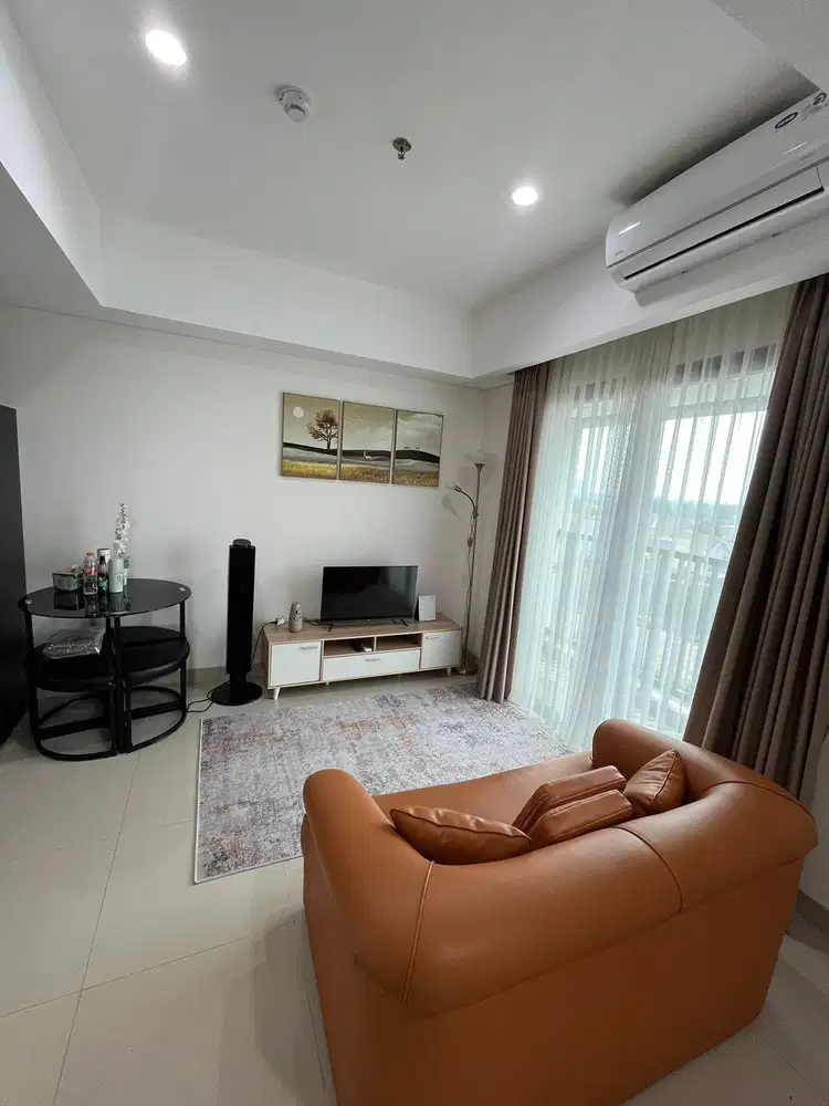 DISEWAKAN APARTEMEN EMBARCADERO BINTARO 2 BEDROOM FULL FURNISH