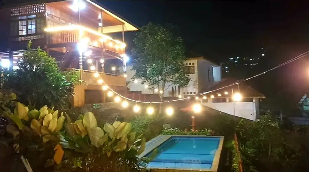 VILLA HANA 1 puncak bogor dgn view pwgunungan & udara nya dingin pool