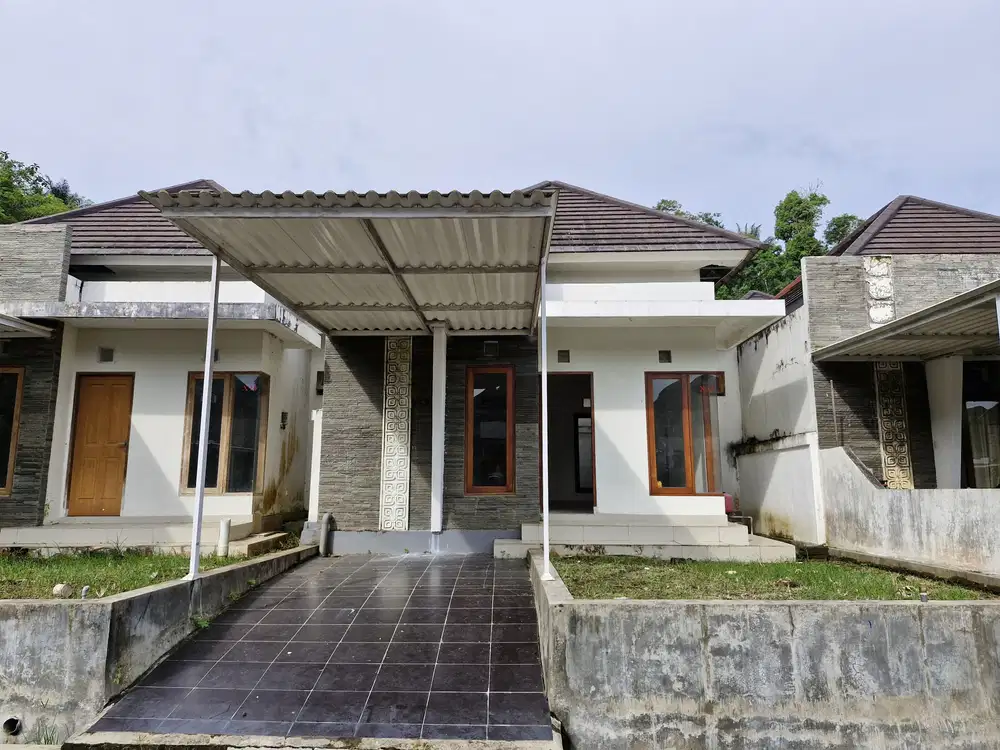 RUMAH SIAP HUNI DALAM CLUSTER BEBAS BANJIR DI TABANAN