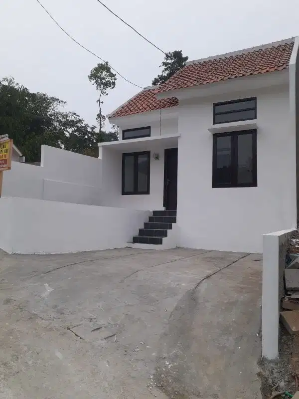 Rumah Murah Siap Huni dekat Bunderan Cibiru