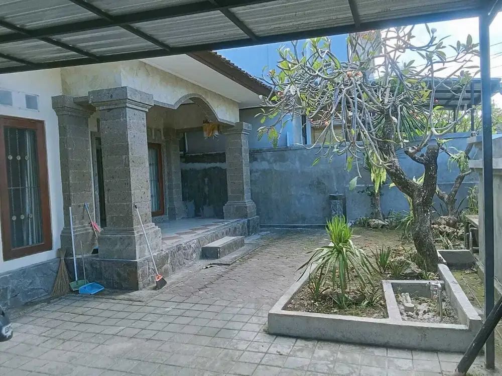 FOR RENT RUMAH 1 LT 3BR MINIMALIS KAWASAN STARTEGIS RENON