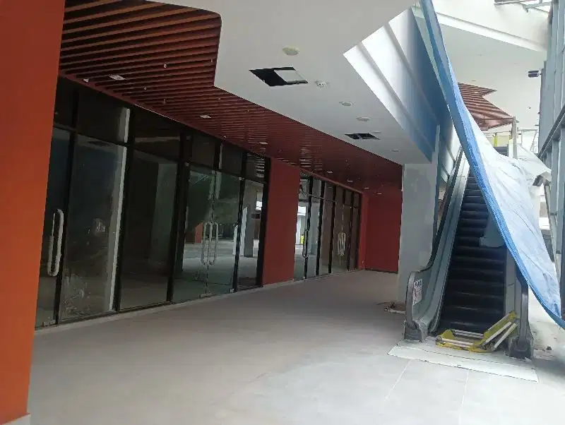 Di sewakan ruang usaha cocok untuk kuliner, jamin LARIS MANIS