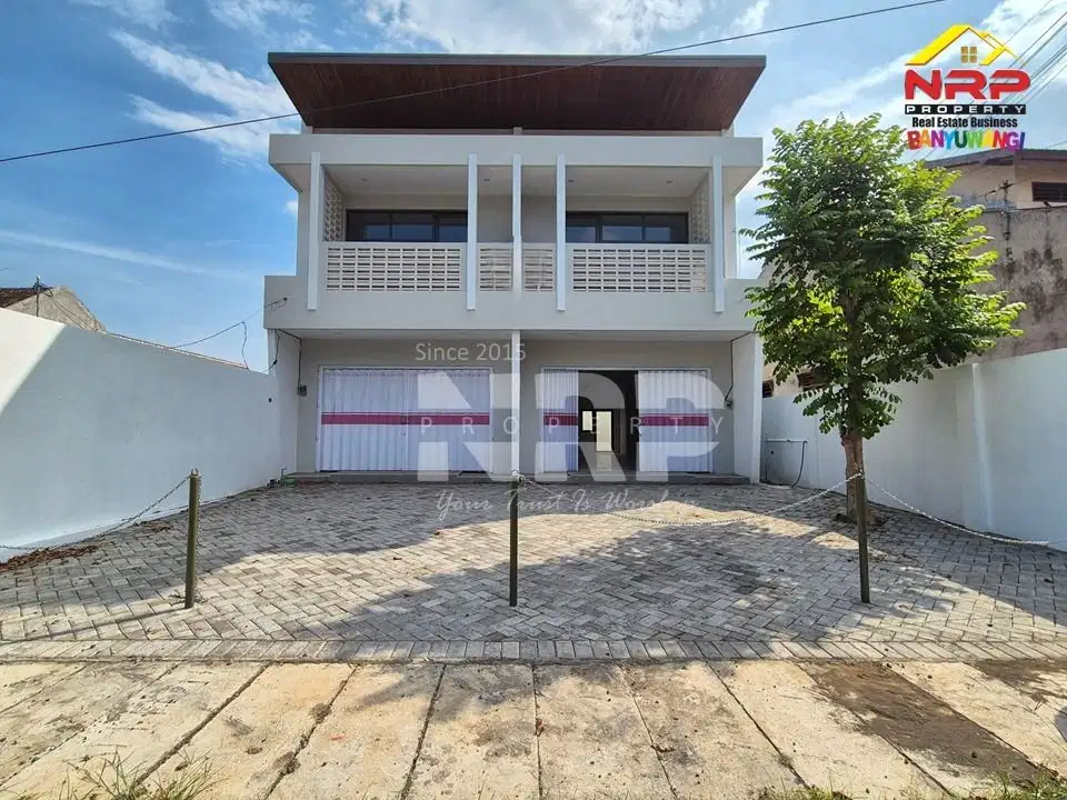 Disewakan Ruko Strategis 2 Lantai di Pusat Kota  - Banyuwangi