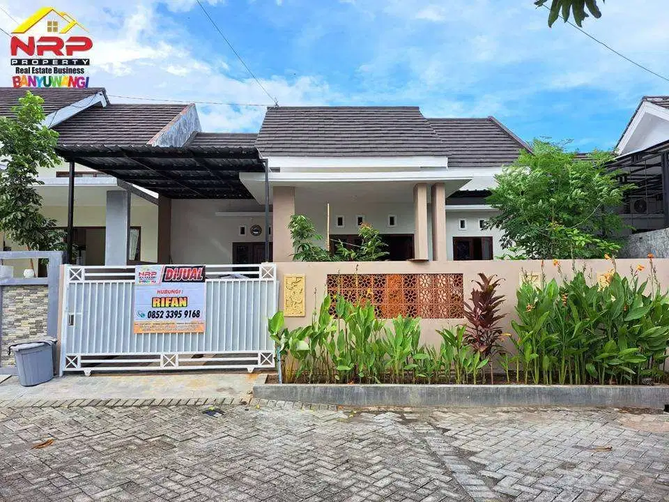 Dijual Rumah Cantik Full Perabot di Perum. Brawijaya Residence - Bwi